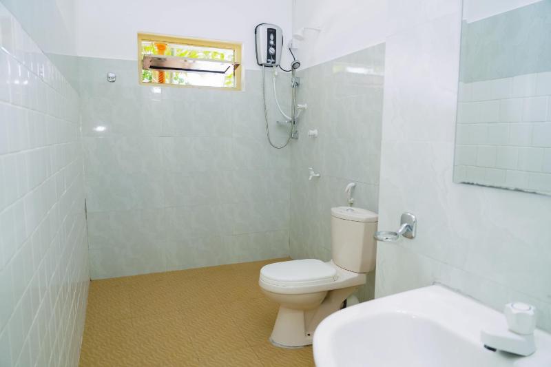 Golden Beach Hotel & Restaurant - image 8