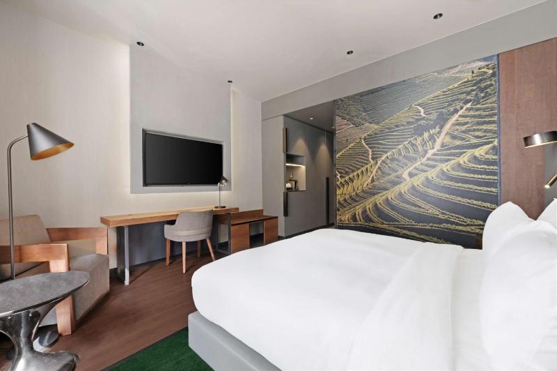 Hilton Porto Gaia - image 10