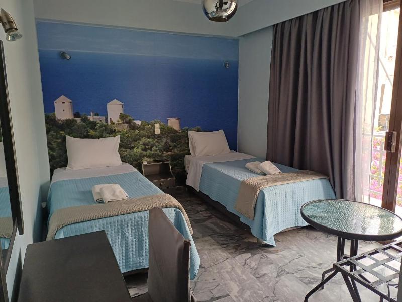 Twin Room with Garden View image 1
