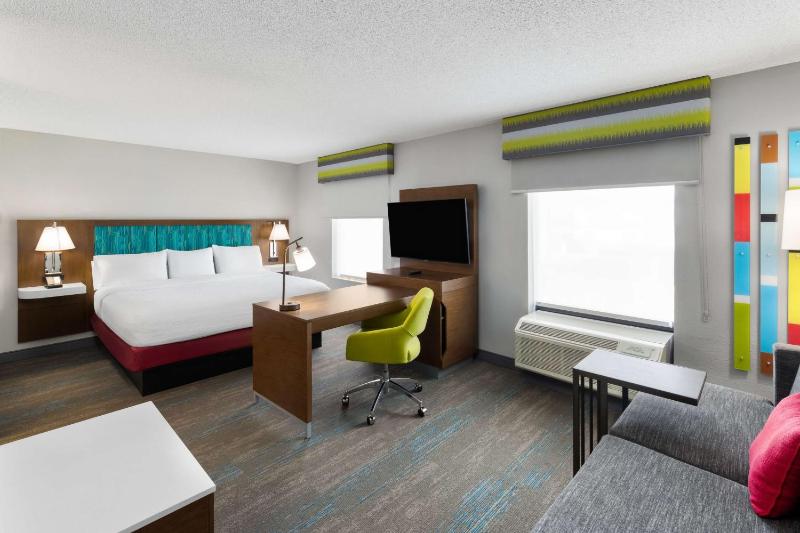 King Studio Suite with Kitchenette - Non-Smoking image 4