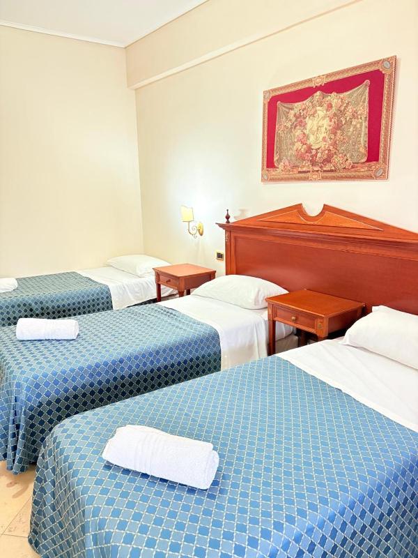 Triple Room image 4