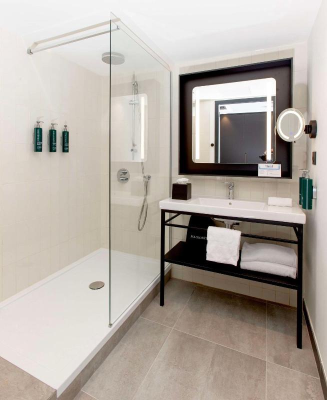 Executive King Room image 2