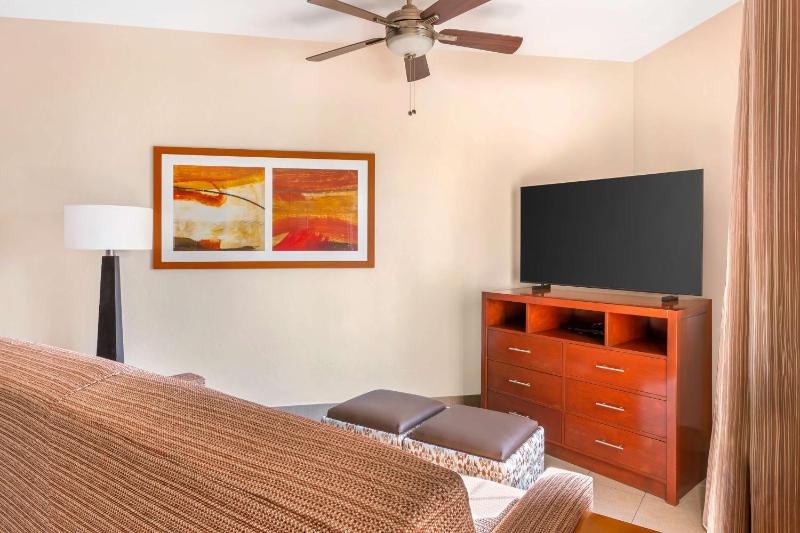 Hilton Vacation Club Varsity Club Tucson - image 20