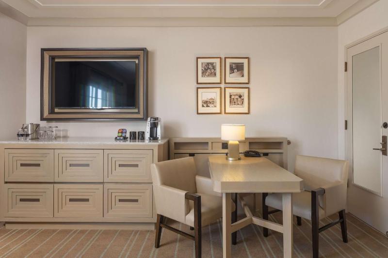 Arizona Biltmore LXR Hotels & Resorts - image 25