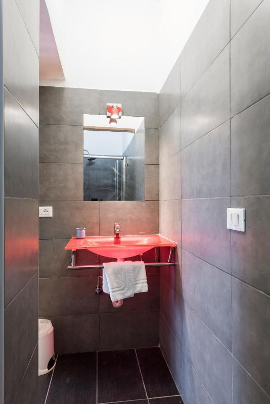 Double or Twin Room image 4