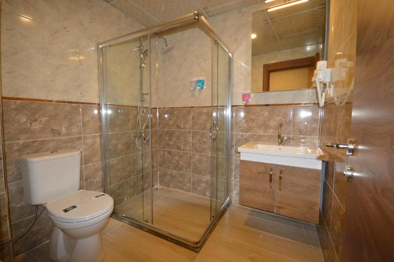 Standard Double Room image 3