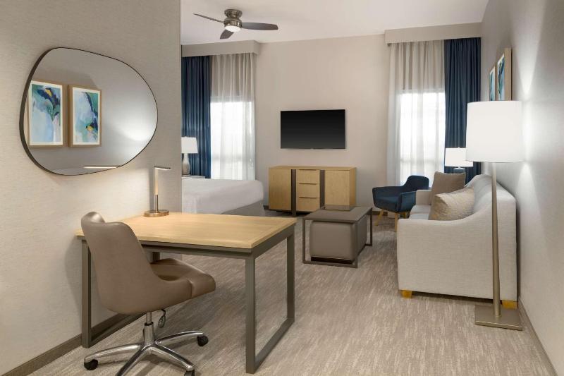 King Studio Suite - Non-Smoking image 4