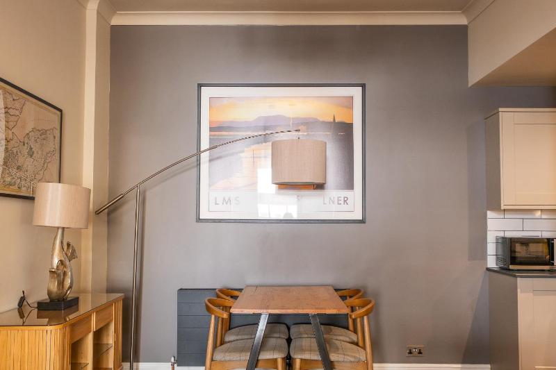 One-Bedroom Apartment (2 Adults + 2 Children) image 1