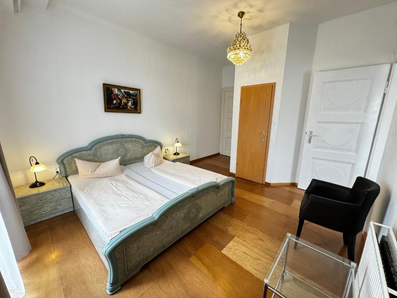 Classic Quadruple Room image 3
