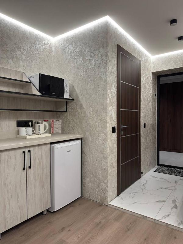Double Room image 3