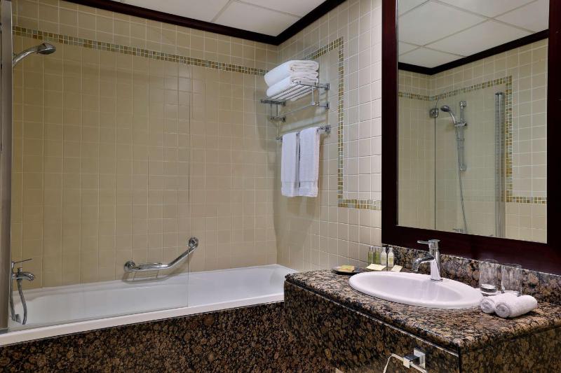 Three-Bedroom Family Suite With Balcony image 4