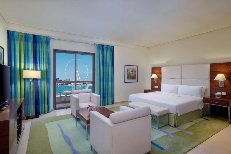 Junior King Suite with Balcony image 3