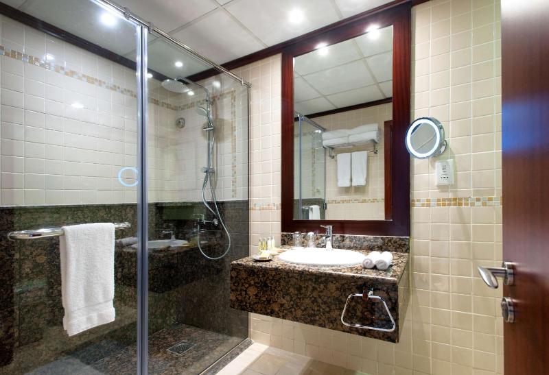 Three-Bedroom Family Suite With Balcony image 3