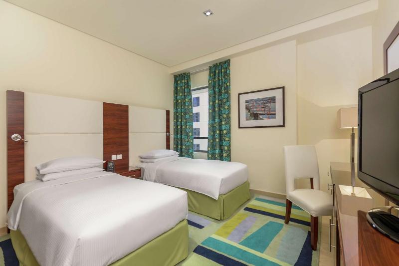 Three-Bedroom Family Suite With Balcony image 1