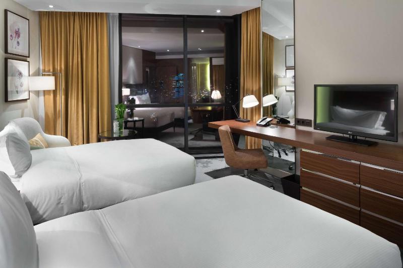 Executive Twin Room - Lounge Access image 3