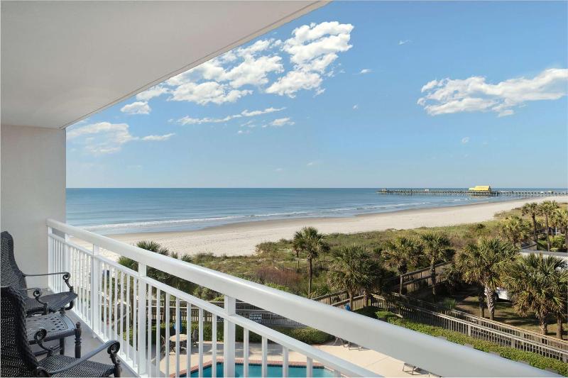 Two-Bedroom Ocean Front View Condo image 4