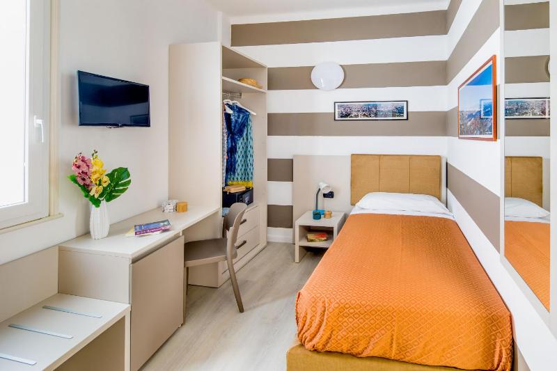Single Room image 1