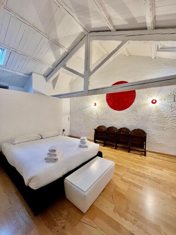 Apartment image 2
