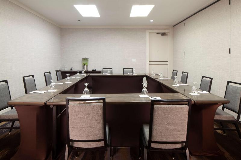 Hilton Tampa Airport Westshore - image 24