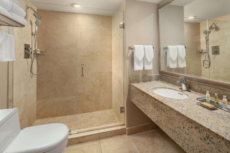 Double Room with Garden View image 2