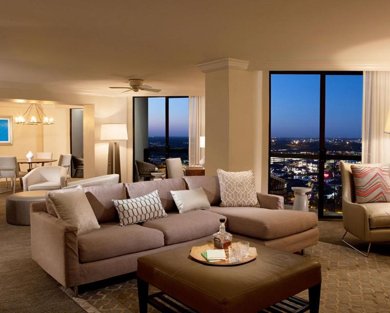 One Bedroom Suite  image 1