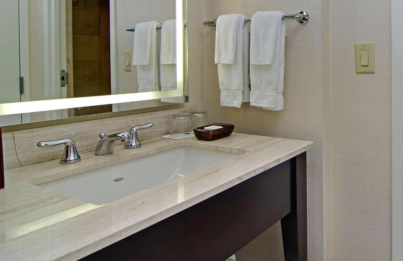 One King Bedroom with Resort View Mobility Hearing Accessible Tub image 4