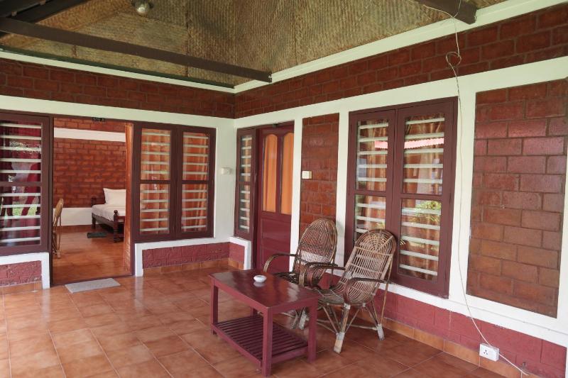 Hillview Beach Resort - image 8
