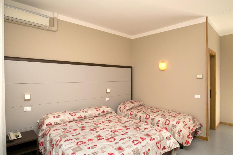 Hotel Olimpia - image 31