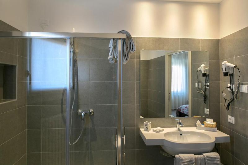 Superior Double Room image 2