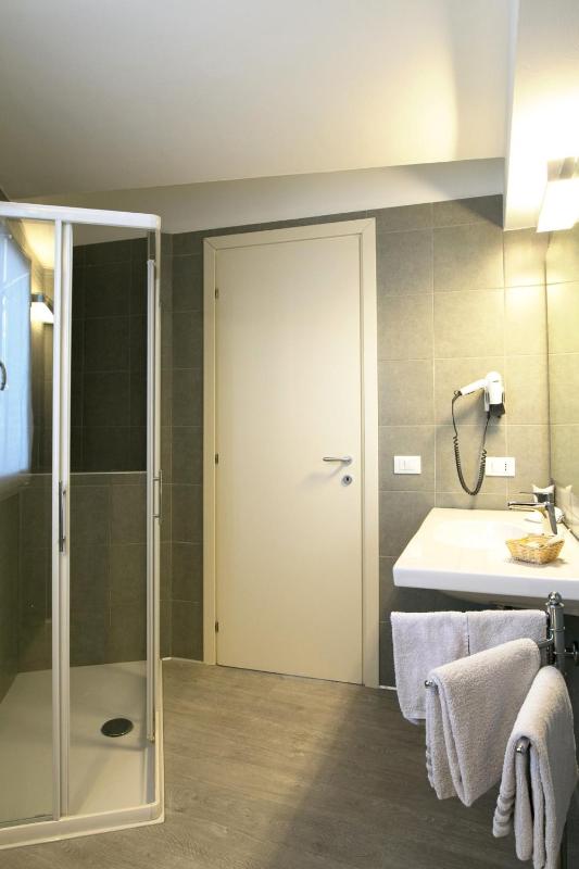 Family Room (2 Adults + 2 Children) with Balcony image 3