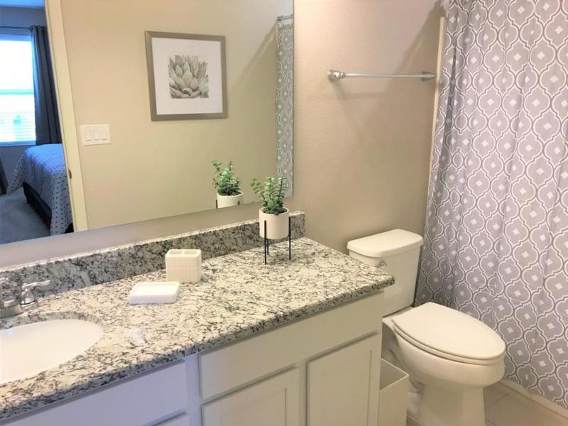 Special Offer Townhome at Compass Bay - image 19