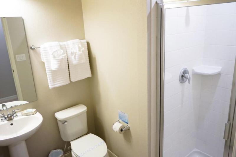 Special Offer Townhome at Compass Bay - image 39