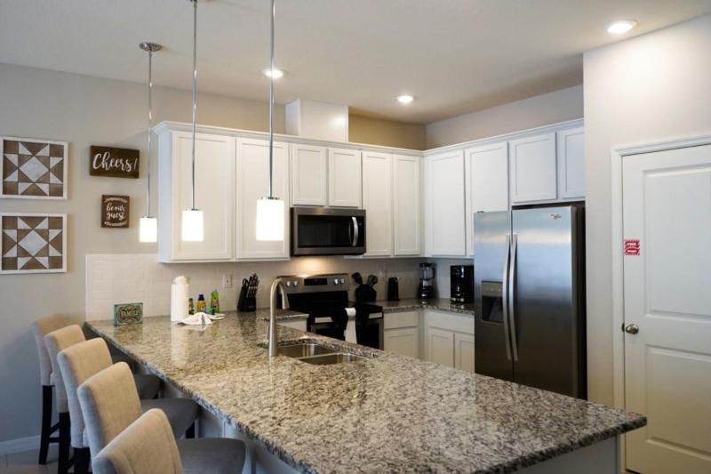 Special Offer Townhome at Compass Bay - image 38