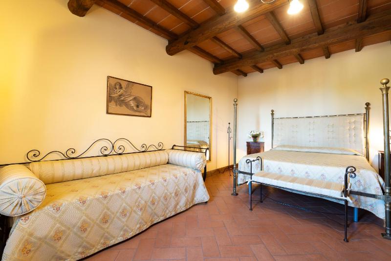 Deluxe Double or Twin Room image 4