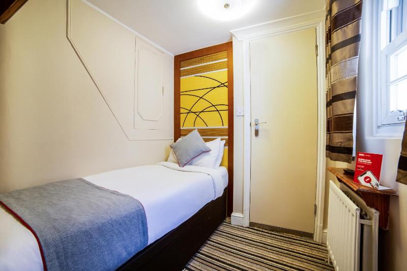 Standard Single Room image 1