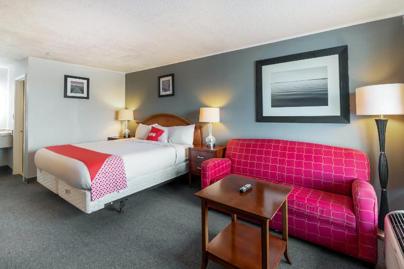 King Room image 4