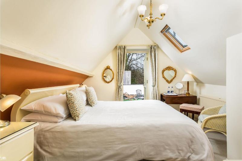 Standard Double Room image 1