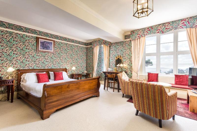 Deluxe Double Room image 3