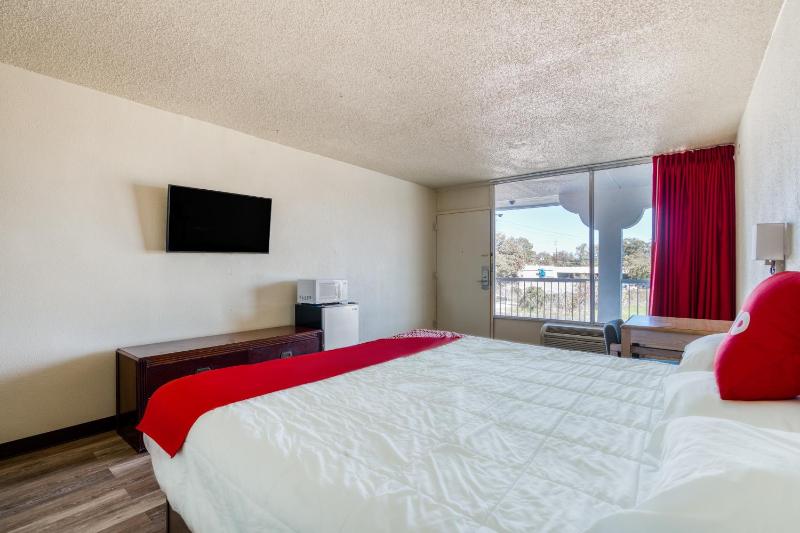 King Room image 3