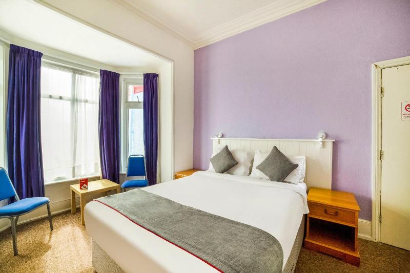 Double Room with Sea View image 3