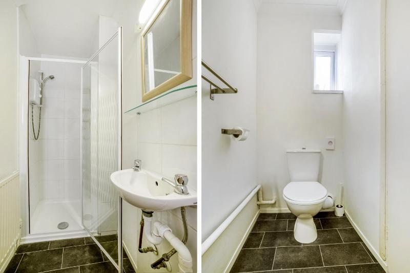 Double Room with Sea View image 2