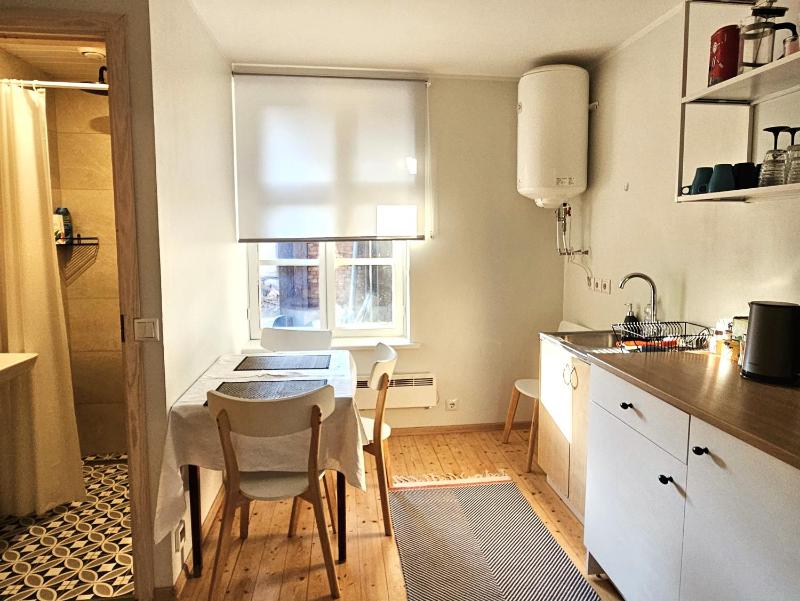 One-Bedroom Apartment image 2