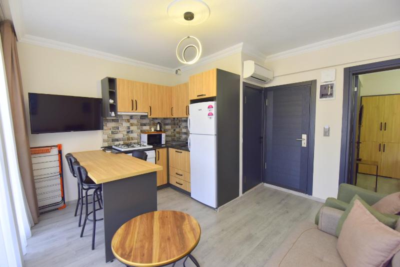 Royalis Boutique Suites - image 42