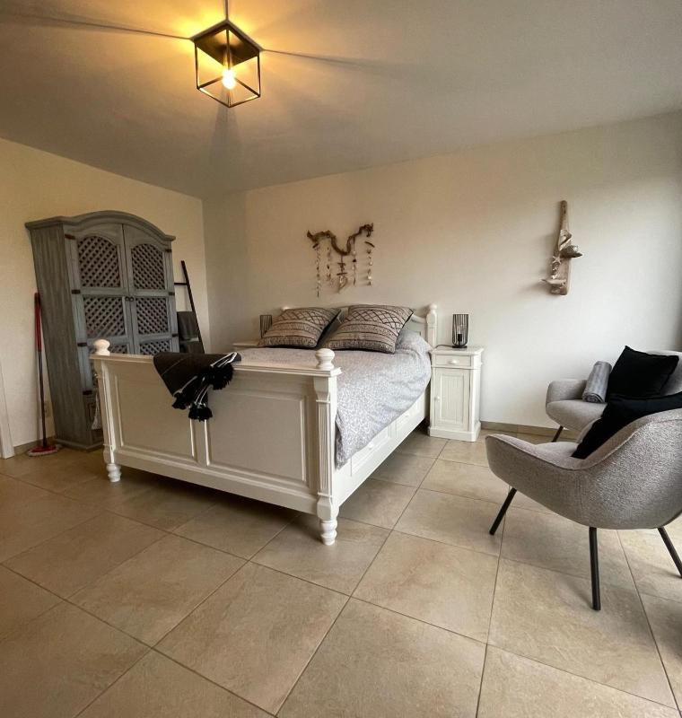Double Room image 1