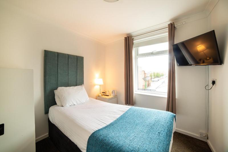 Standard Single Room image 1