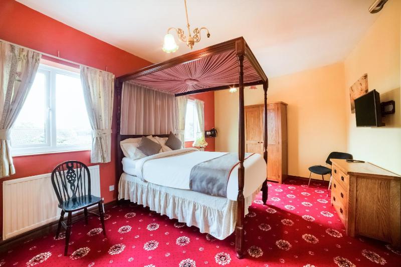 Standard Double Room image 1