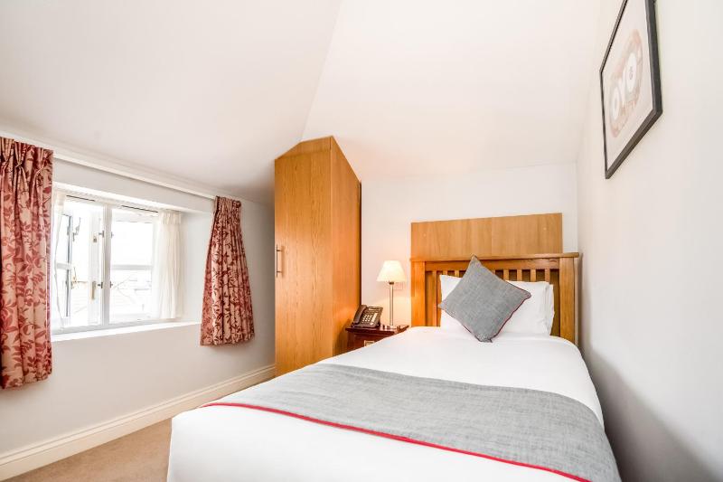 Deluxe Single Room image 3