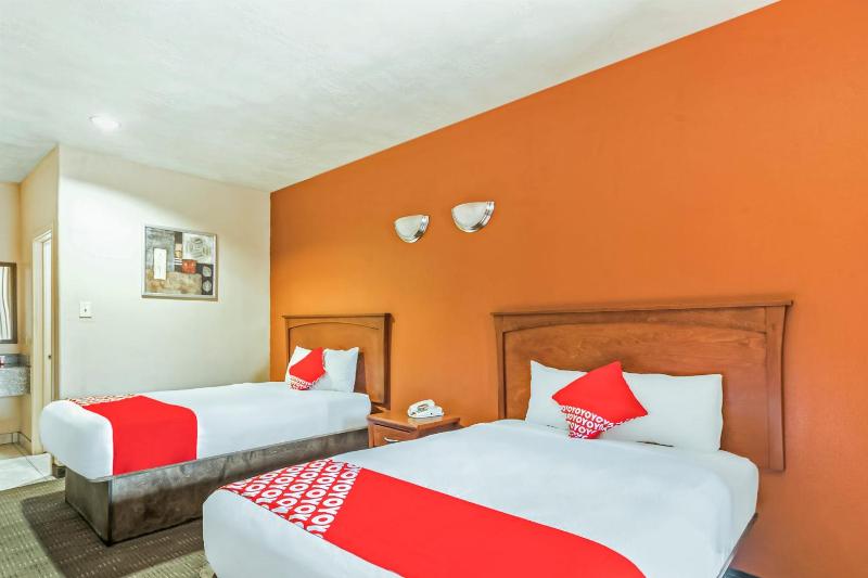 3 Queen Bed image 3