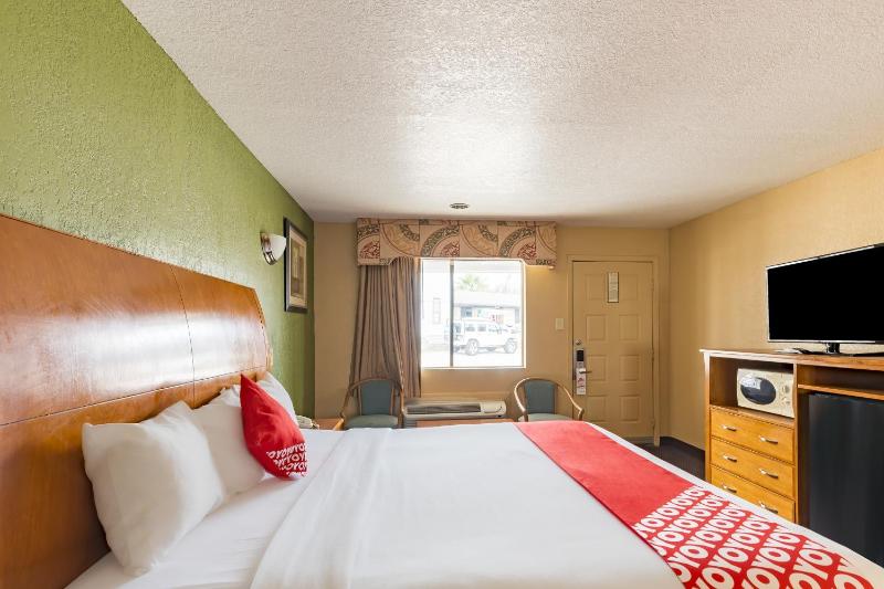 King Room image 3