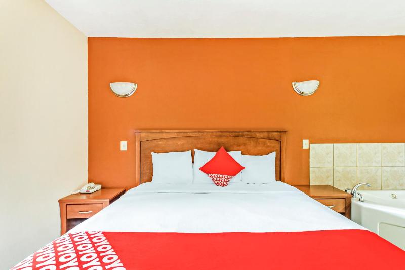 Premium King Bed image 4